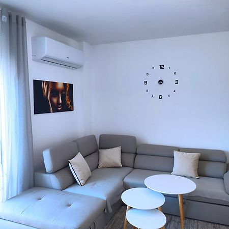 Sabi Apartment Golem Qerret エクステリア 写真